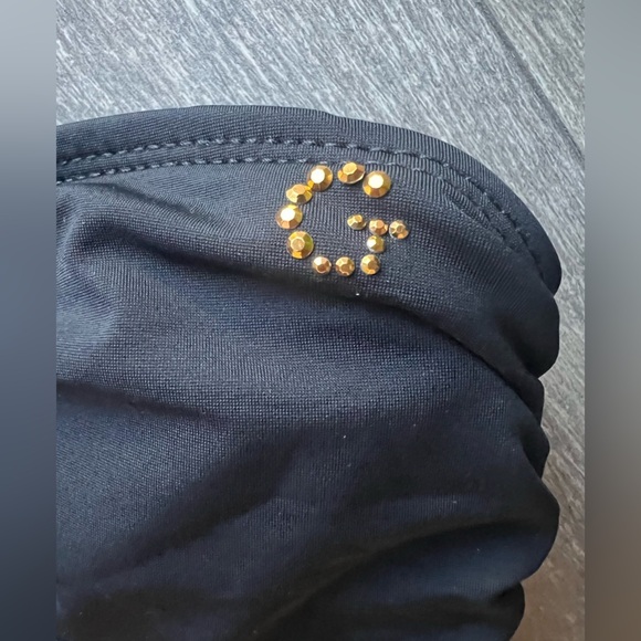 Vintage Guess ruffled bust halter swim dress in black. Size M - Picture 4 of 12